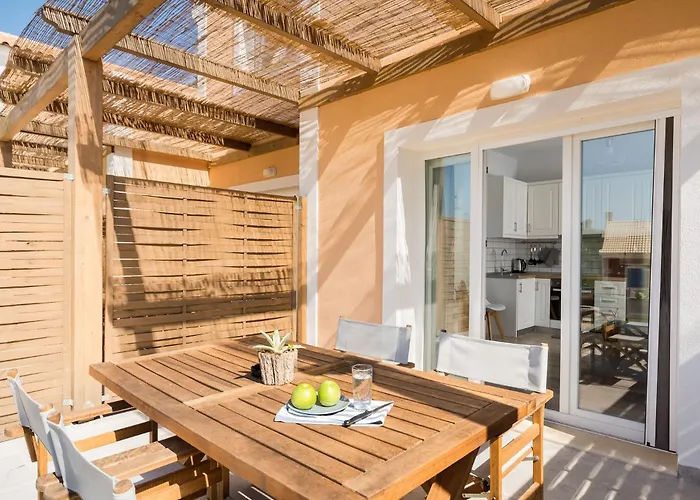 Reiki Apartments